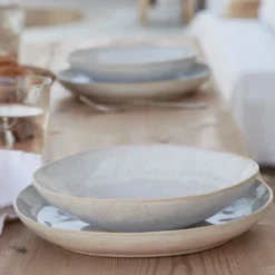 Assiette creuse en grès 