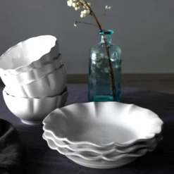 Assiette creuse en grès fin