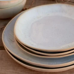 Assiette en grès