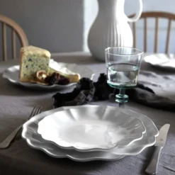 Assiette en grès fin "Rosa" 22cm - Blanc