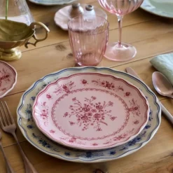 Assiette en grès fin 