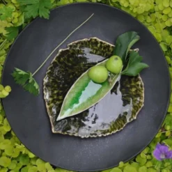 Assiette en grés "Hortensia" - Vert sombre