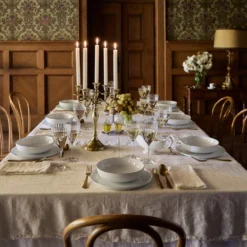 Assiette en porcelaine