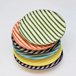 Assiette rayée 