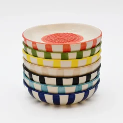 Assiette à râper rayée
