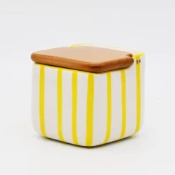 Boite de cuisine rayée 