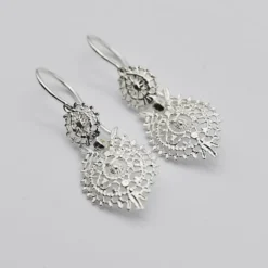 Brincos À Rainha I Boucles d'oreille en argent - 2.5cm