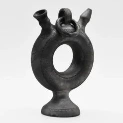 Carafe en terre cuite noire de Bisalhães