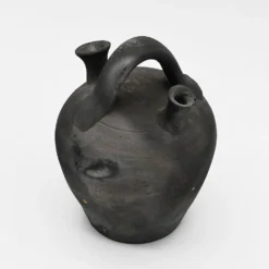 Carafe en terre cuite noire de Bisalhães
