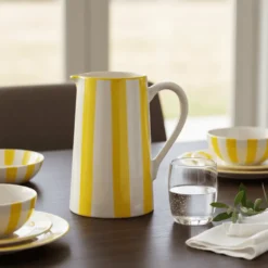Carafe rayée "Costa Nova Mar" - Jaune