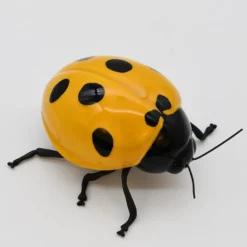 Coccinelle en céramique
