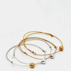 Conta de Viana I Bracelet en soie et perle en argent
