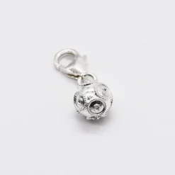 Conta de Viana I Charm en argent