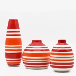 Ensemble de 3 vases rayés rouges