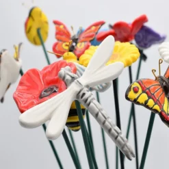 Fleurs et papillons artificiels en céramique