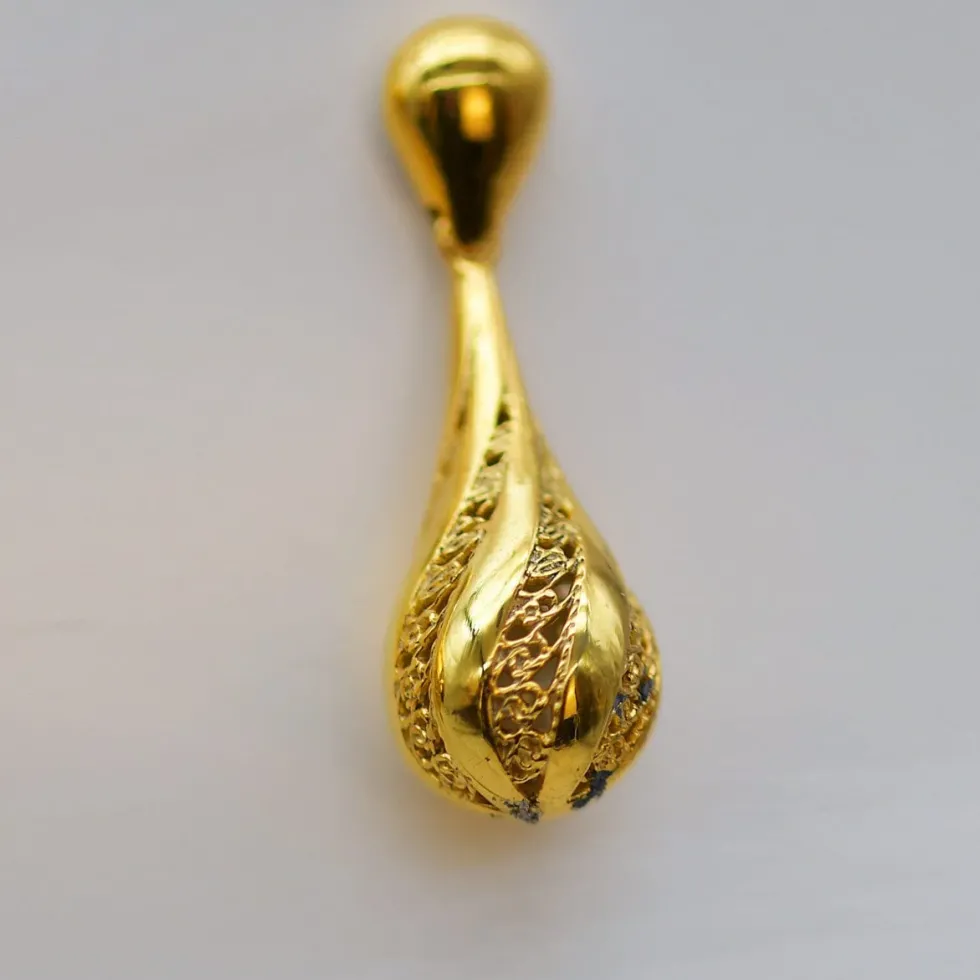 Gota de Luz I Boucles d'oreilles en argent doré