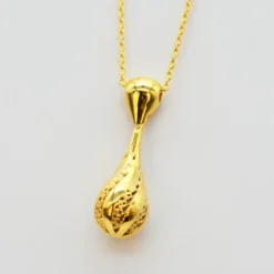 Gota de Luz I Collier en argent doré