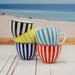 Grande tasse rayée