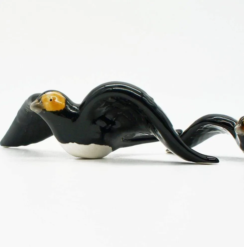 Hirondelle de Caldas da Rainha en céramique noire
