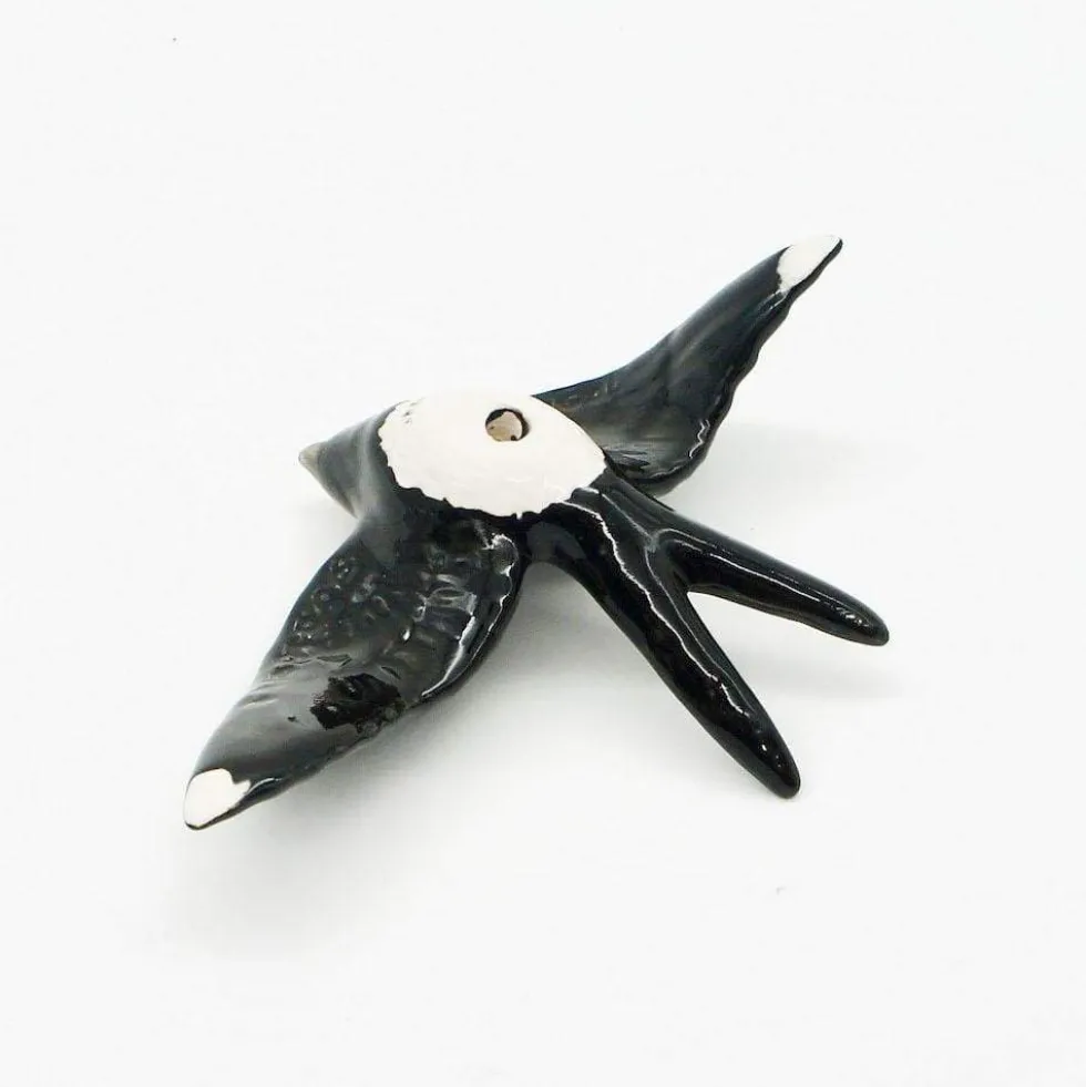 Hirondelle de Caldas da Rainha en céramique noire