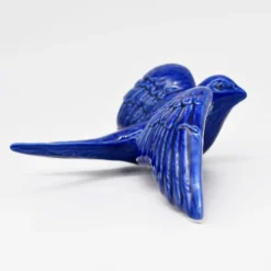 Hirondelle de Caldas da Rainha en céramique bleue