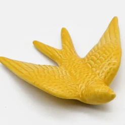Hirondelle en céramique - Jaune moutarde