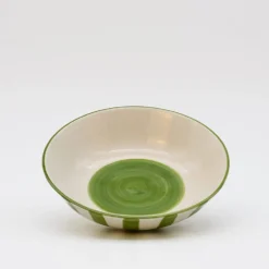 Petite coupe rayée