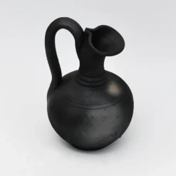 Petite cruche en terre cuite noire de Bisalhães - 13cm