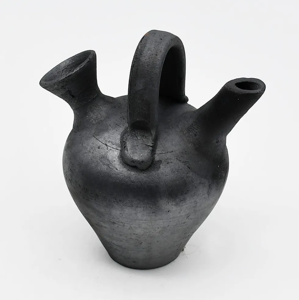 Petite cruche en terre cuite noire de Bisalhães - 13cm