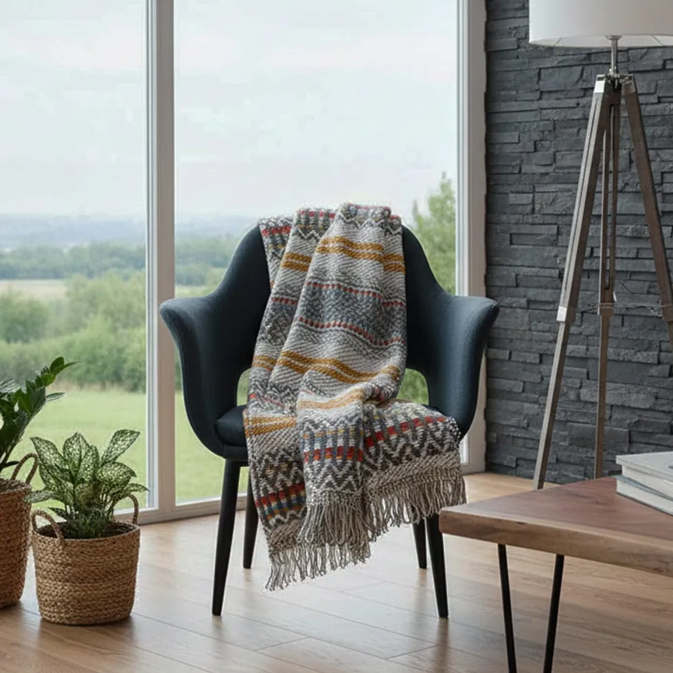 Plaid traditionnel à frange "Manta de Mira de Aire" - Gris clair