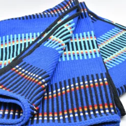 Plaid traditionnel à galon 