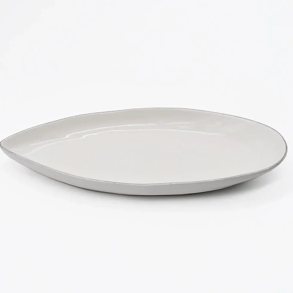 Plat de service en grès blanc