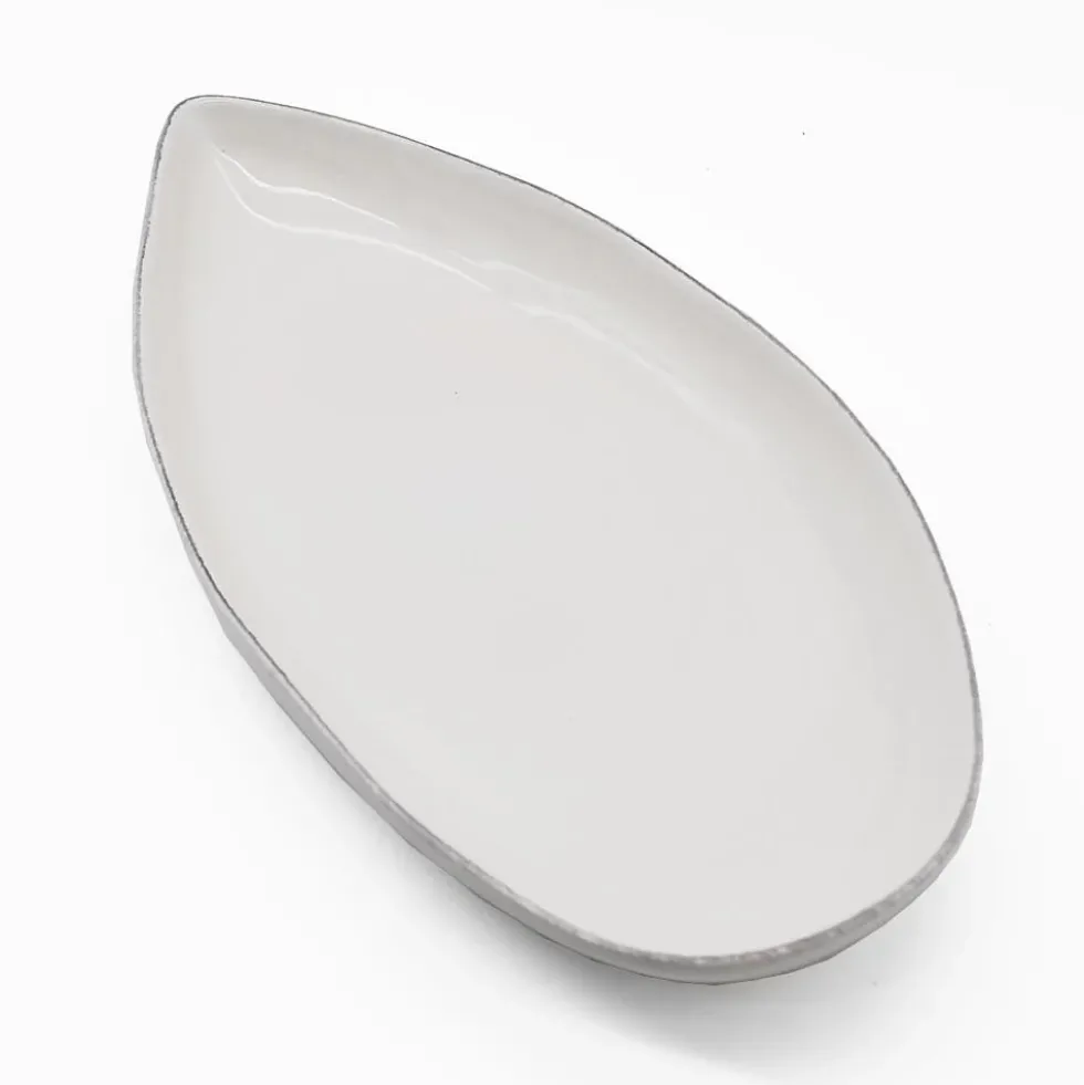 Plat de service en grès blanc