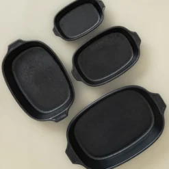 Plats à four en grès