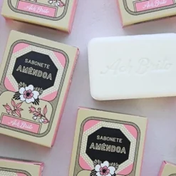 Savon hydratant à l'huile d'amande douce