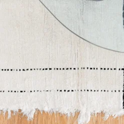 Tapis artisanal rayé - Écru et noir