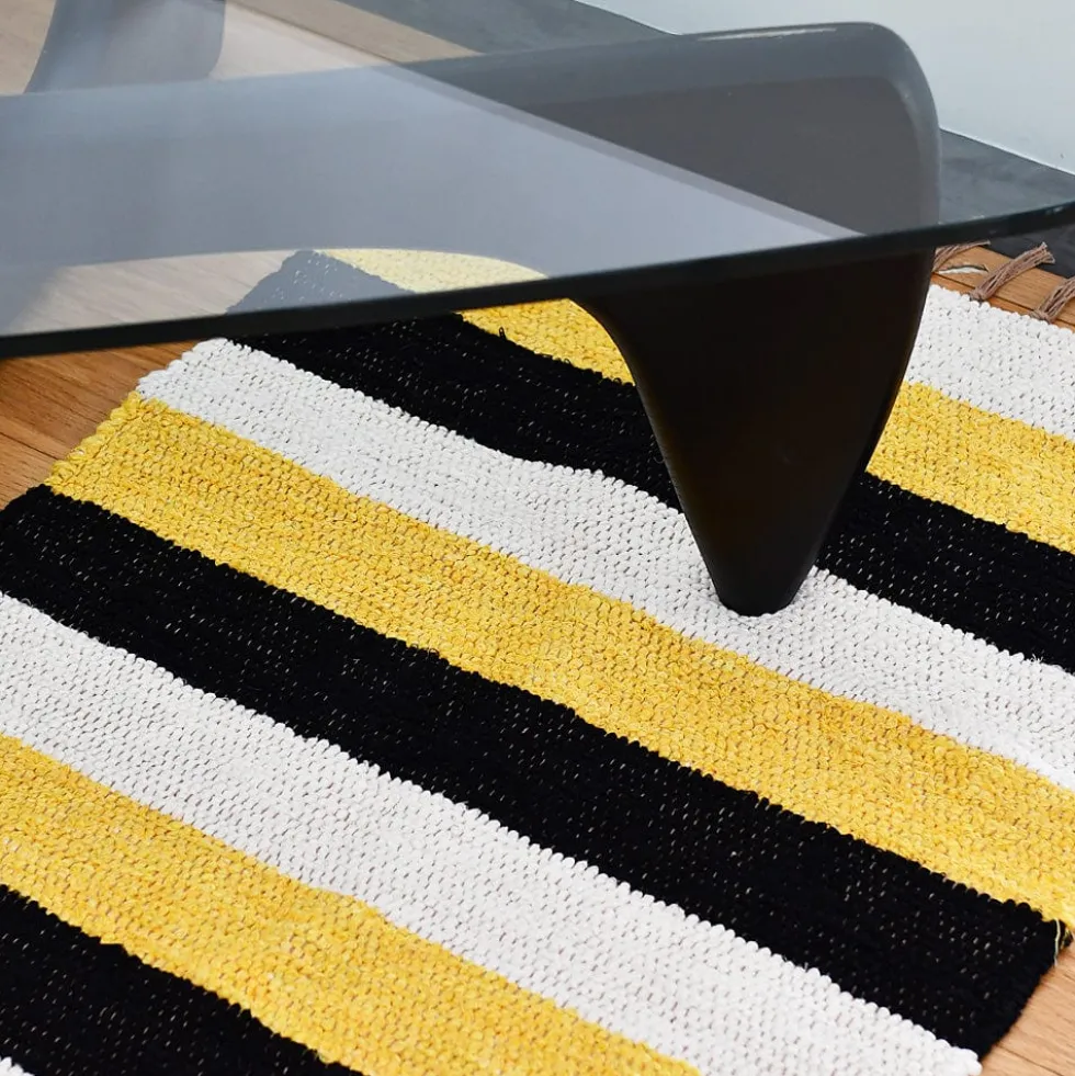 Tapis Artisanal rayé - Noir. jaune. beige