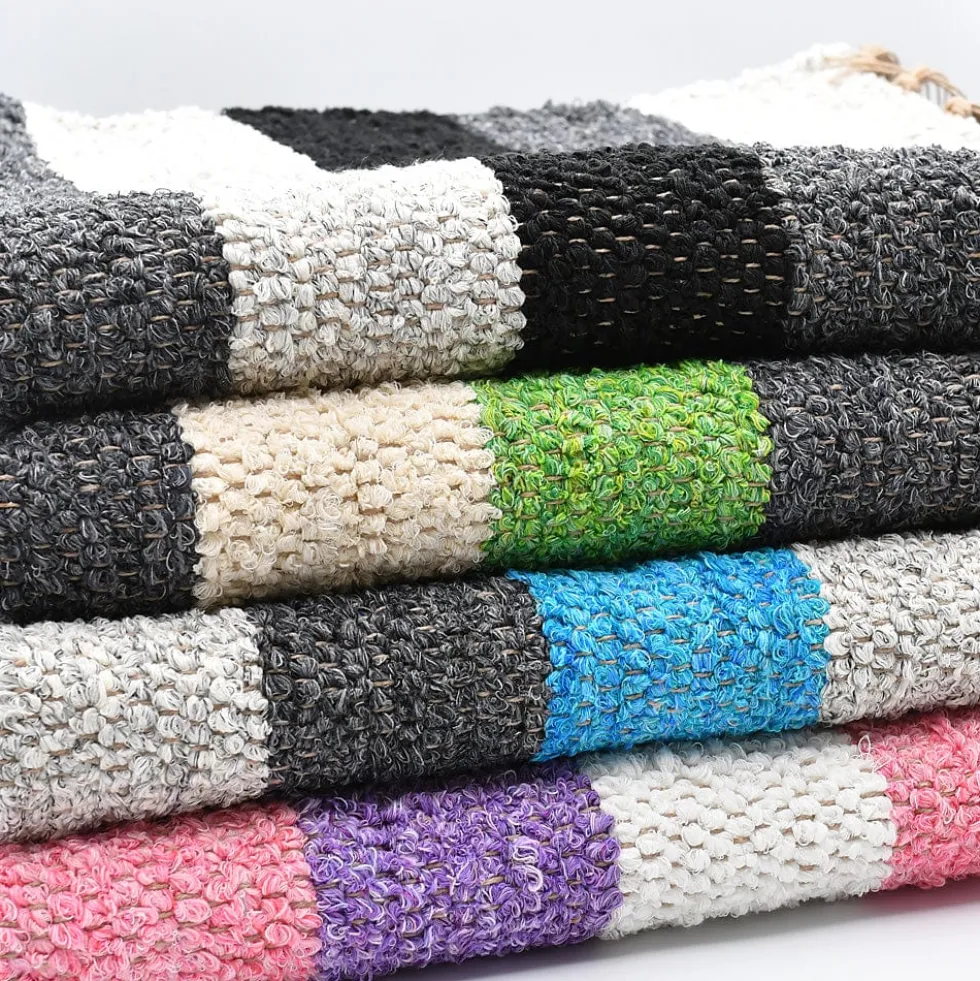 Tapis Artisanal rayé - Rose. violet. beige