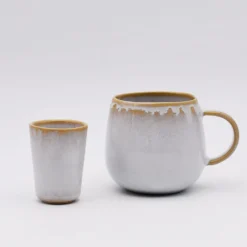 Tasse à espresso en grès