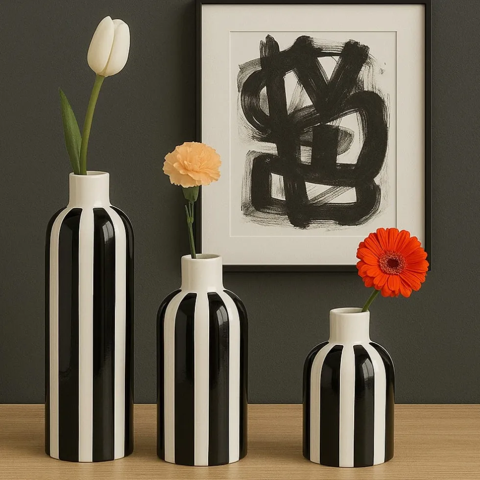 Vase rayé "Costa Nova" - Noir